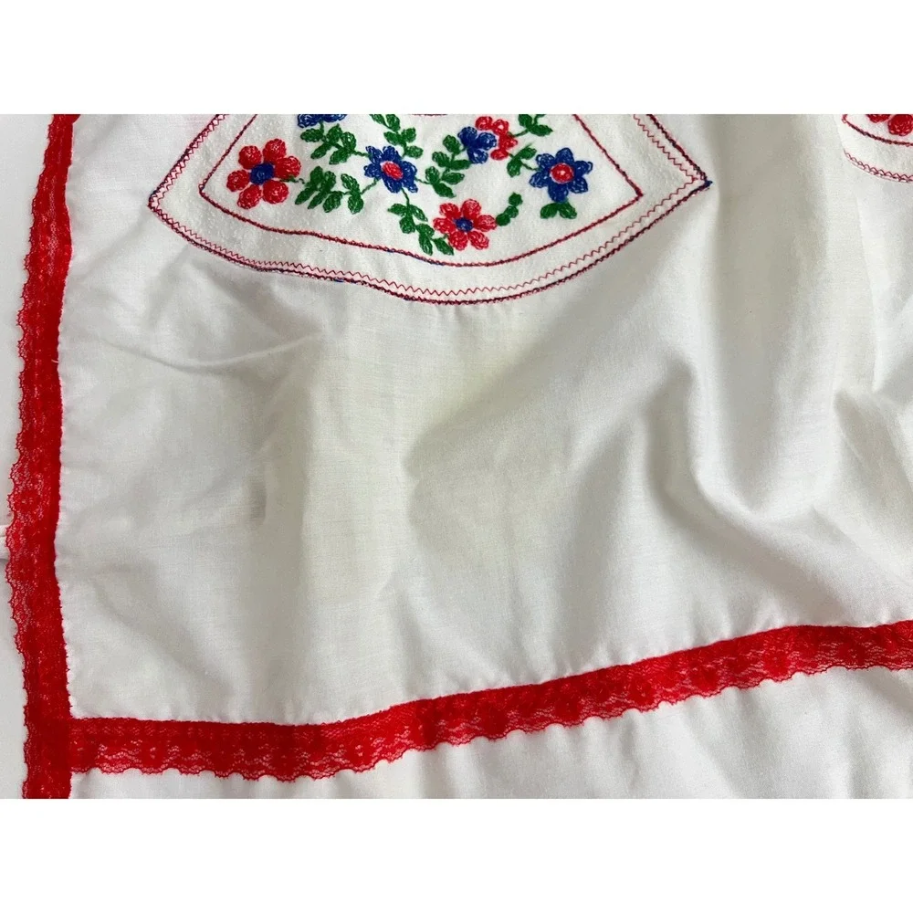 Vintage White Cotton Half Apron Red Lace Trim Floral Embroidery Pockets Retro